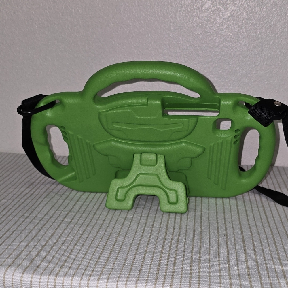 Green Tablet Protective Case - Picture 5 of 6